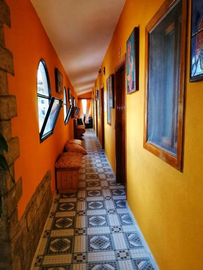 Bed & Breakfast Casa Proyecto Pepe Bravo Bed and Breakfast Alozaina
