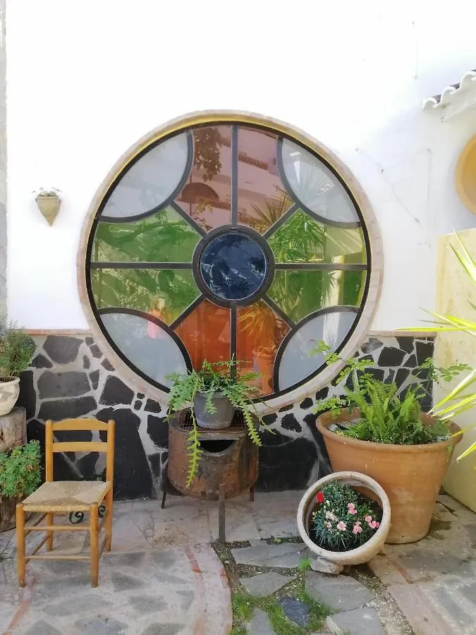 Bed & Breakfast Casa Proyecto Pepe Bravo Bed and Breakfast Alozaina