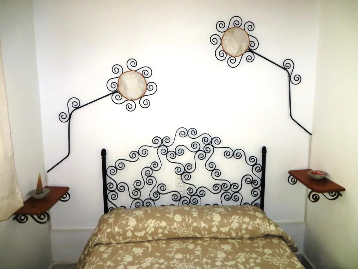 Casa Proyecto Pepe Bravo Bed and Breakfast Alozaina Bed & Breakfast